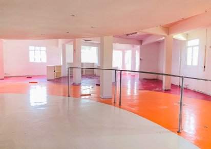 Bureau - 371 m²