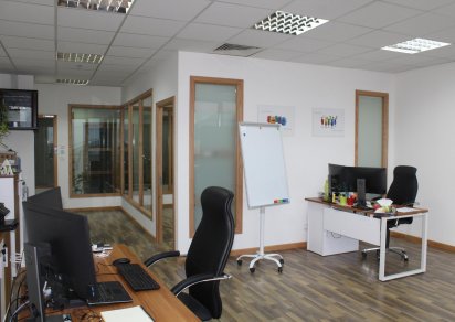 Bureau - 58 m²