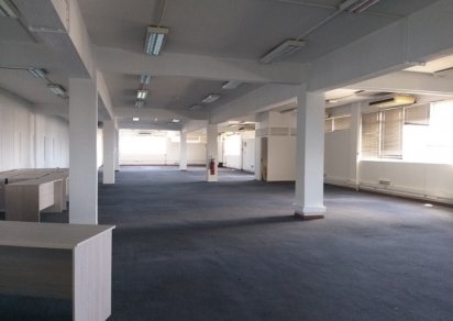 Bureau - 600 m²