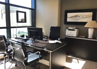 Bureau - 64 m²