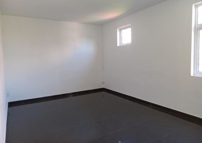 Bureau - 93 m²
