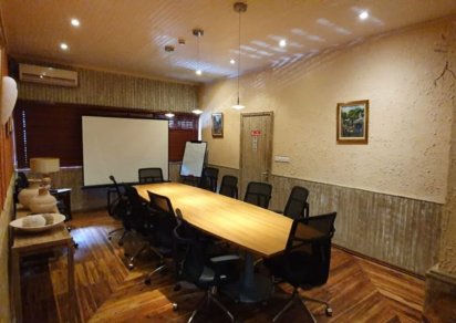 Commercial building - 520 m²