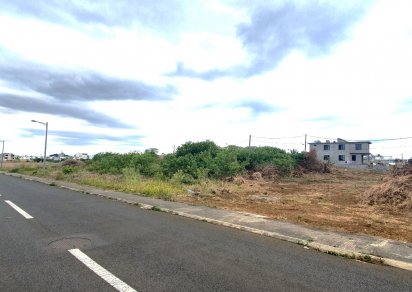Commercial land - 2 442.86 m²