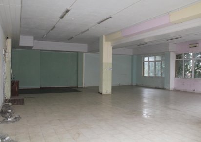 Commercial space - 208 m²