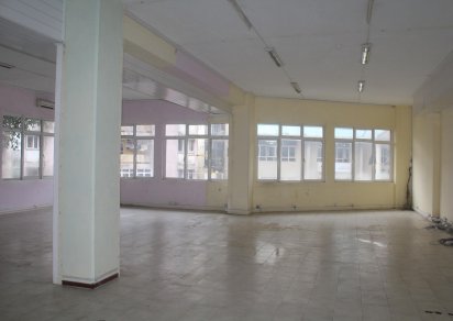 Commercial space - 208 m²