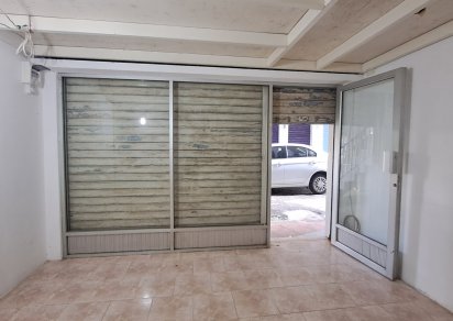 Commercial space - 35 m²
