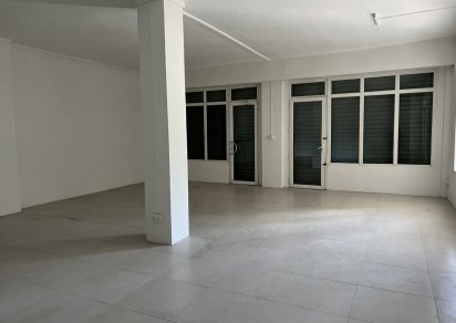 Commercial space - 70 m²
