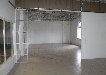 Commercial space - 86 m²