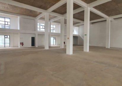 Commercial space - 873 m²
