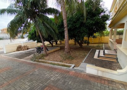Complexe/ Bâtiment résidentiel - 5 unités - 550 m²