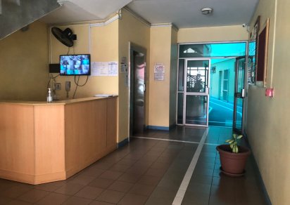Entrepôt - 107 m²