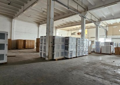 Entrepôt - 518 m²