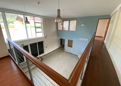 Entrepôt - 528 m²