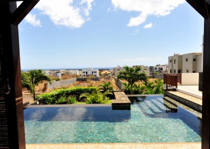 House / Villa - 3 Bedrooms - 204 m²
