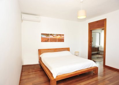 House / Villa - 3 Bedrooms - 204 m²