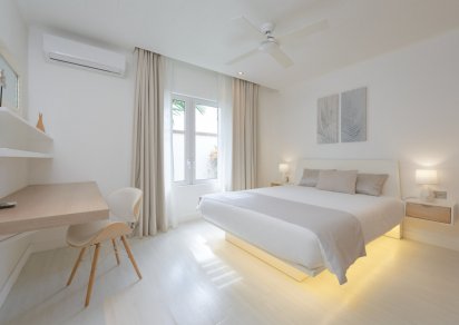 House / Villa - 3 Bedrooms - 211 m²