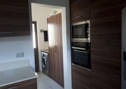 House / Villa - 3 Bedrooms - 225 m²