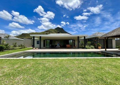 House / Villa - 3 Bedrooms - 230 m²