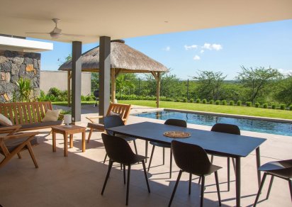 House / Villa - 3 Bedrooms - 230 m²