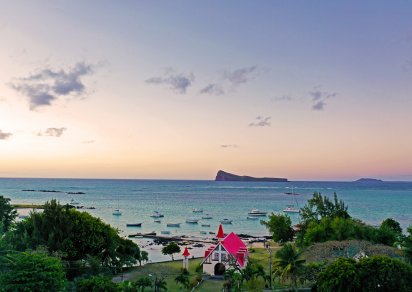 House / Villa - 3 Bedrooms - 242 m²