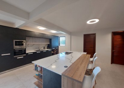 House / Villa - 3 Bedrooms - 250 m²
