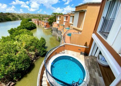 House / Villa - 3 Bedrooms - 252 m²