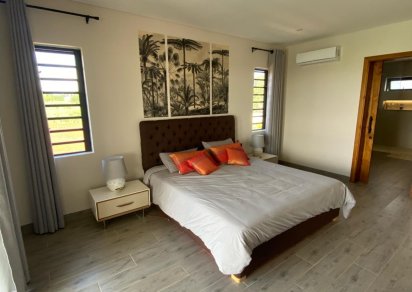 House / Villa - 3 Bedrooms - 264 m²