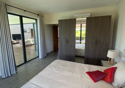House / Villa - 3 Bedrooms - 264 m²