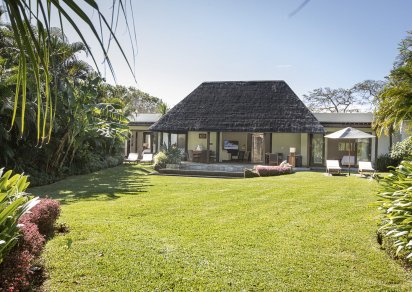 House / Villa - 3 Bedrooms - 288 m²