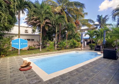 House / Villa - 3 Bedrooms - 300 m²