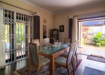 House / Villa - 3 Bedrooms - 300 m²