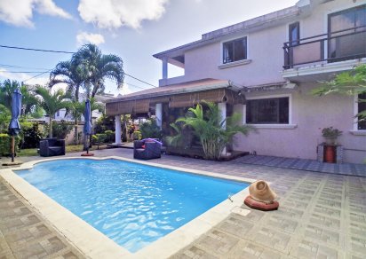 House / Villa - 3 Bedrooms - 300 m²