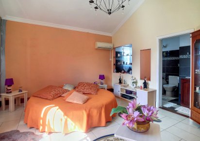 House / Villa - 3 Bedrooms - 300 m²