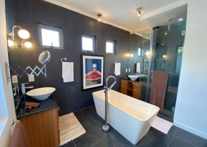 House / Villa - 3 Bedrooms - 300 m²