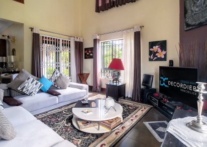 House / Villa - 3 Bedrooms - 300 m²