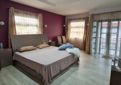 House / Villa - 3 Bedrooms - 300 m²