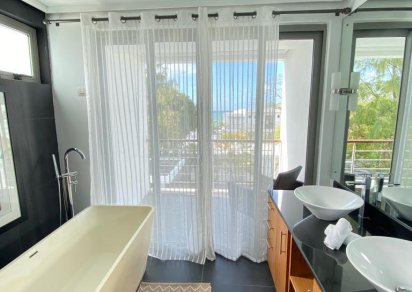 House / Villa - 3 Bedrooms - 300 m²
