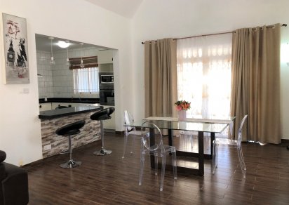 House / Villa - 3 Bedrooms - 3229 ft²