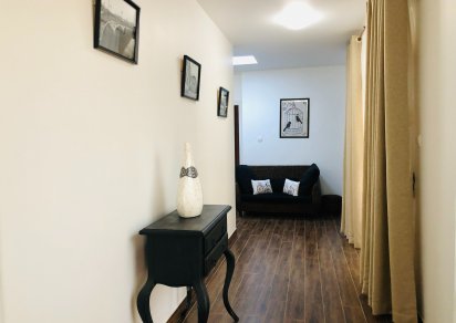 House / Villa - 3 Bedrooms - 3229 ft²