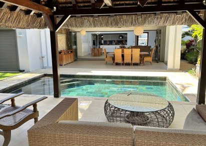 House / Villa - 3 Bedrooms - 324 m²