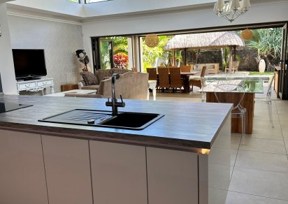 House / Villa - 3 Bedrooms - 324 m²