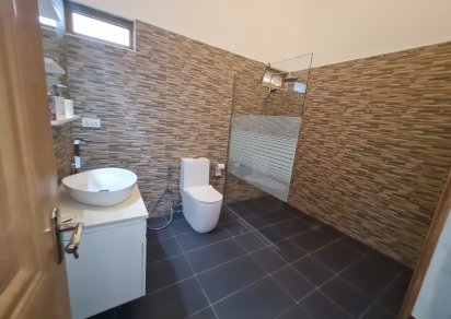 House / Villa - 3 Bedrooms - 350 m²