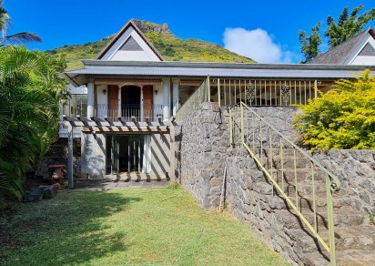 House / Villa - 3 Bedrooms - 390 m²