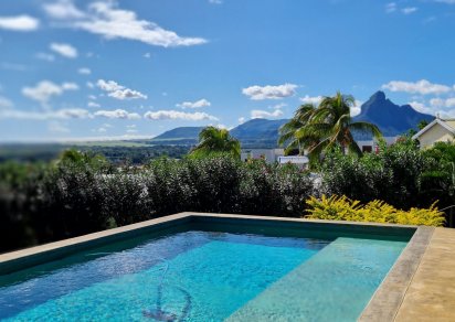 House / Villa - 3 Bedrooms - 390 m²
