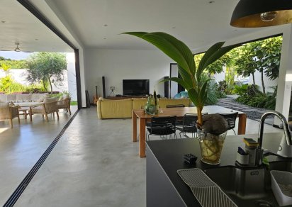 House / Villa - 3 Bedrooms - 409 m²