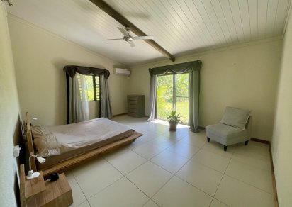 House / Villa - 3 Bedrooms - 835 m²