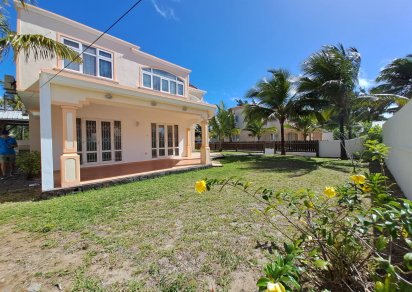 House / Villa - 4 Bedrooms - 148 m²