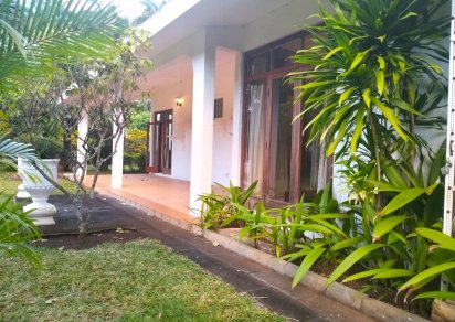 House / Villa - 4 Bedrooms - 208 m²