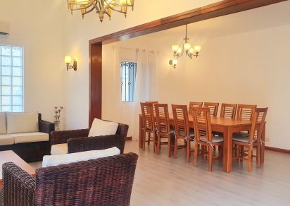 House / Villa - 4 Bedrooms - 225 m²