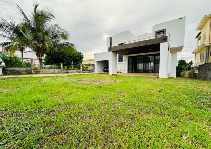 House / Villa - 4 Bedrooms - 229 m²